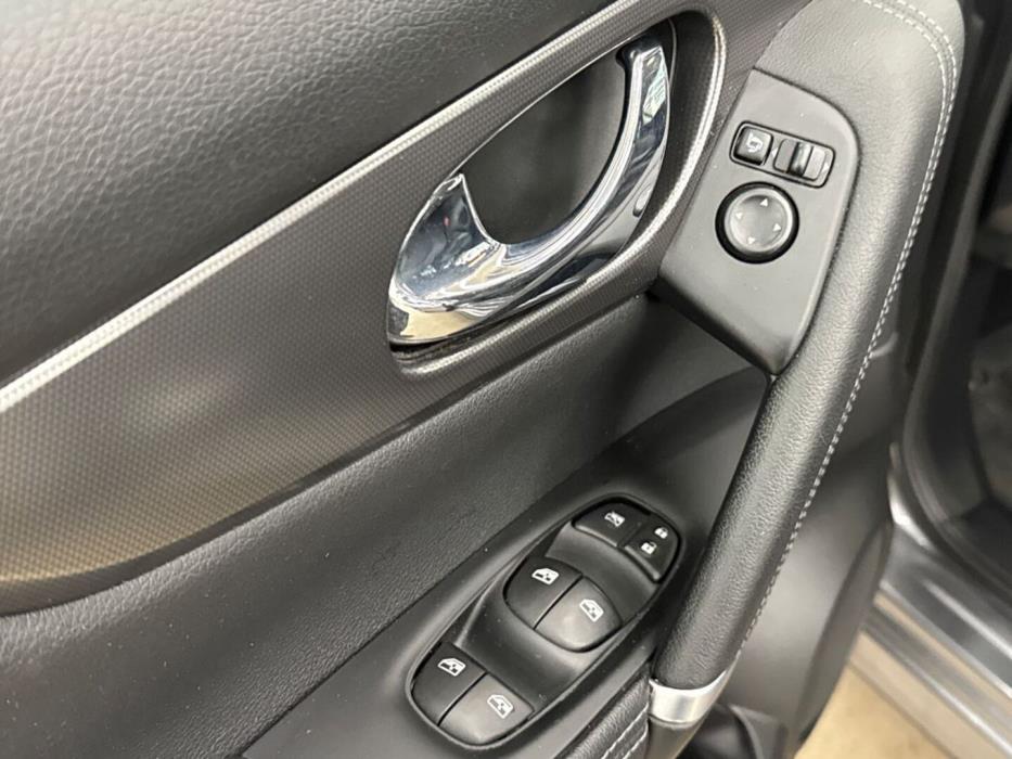 NISSAN Qashqai 2018