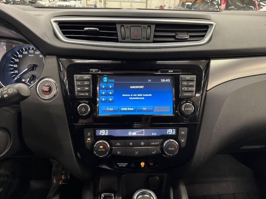 NISSAN Qashqai 2018