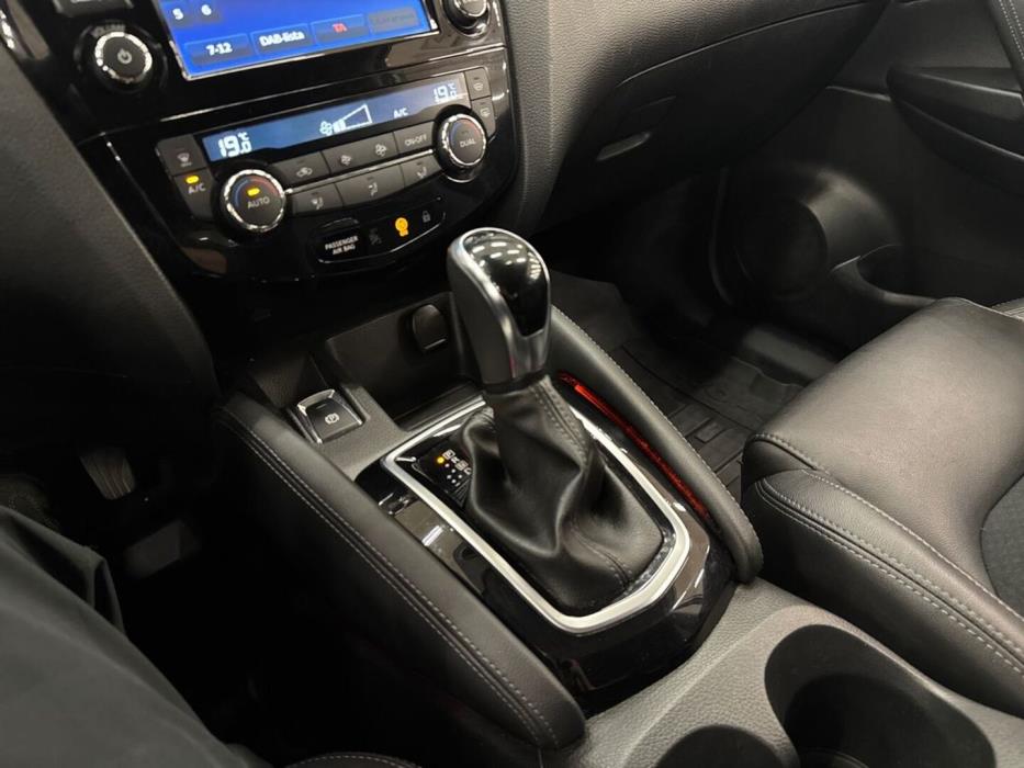 NISSAN Qashqai 2018