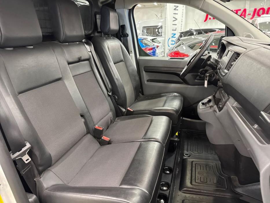 TOYOTA Proace 2020