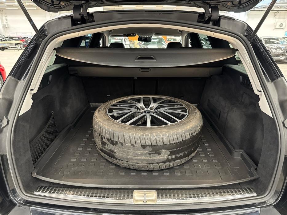 MERCEDES-BENZ E 2021