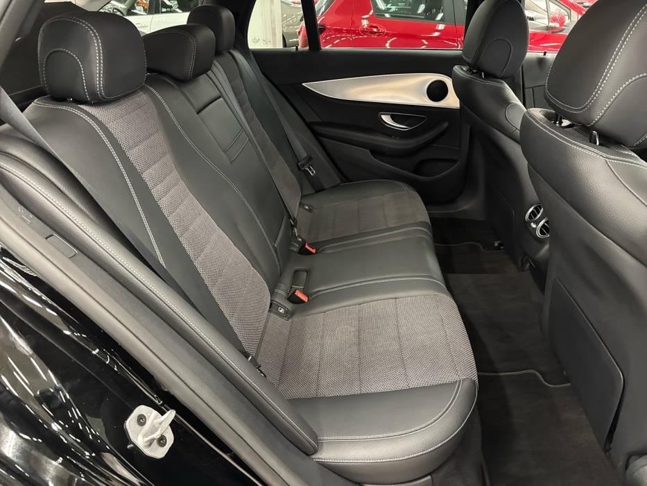 MERCEDES-BENZ E 2021