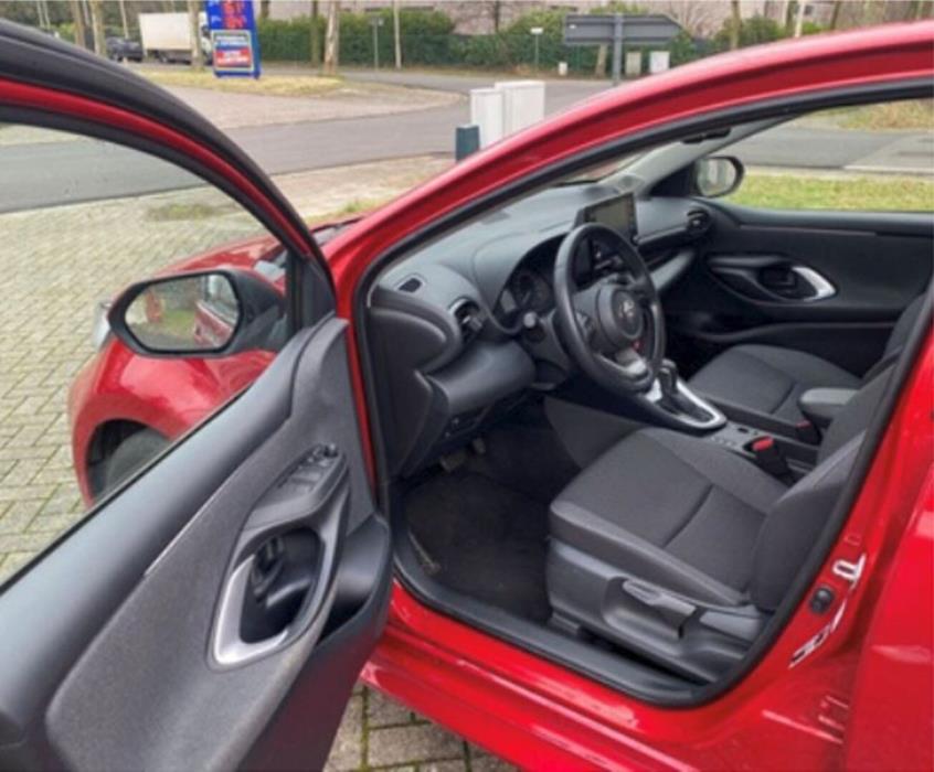TOYOTA Yaris 2023