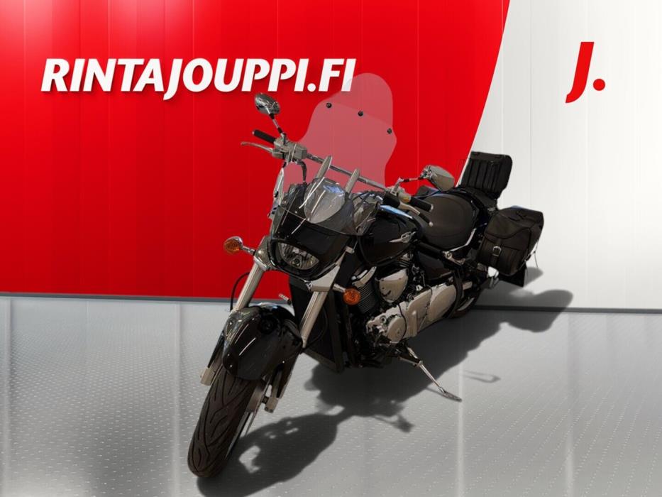 SUZUKI INTRUDER 2010