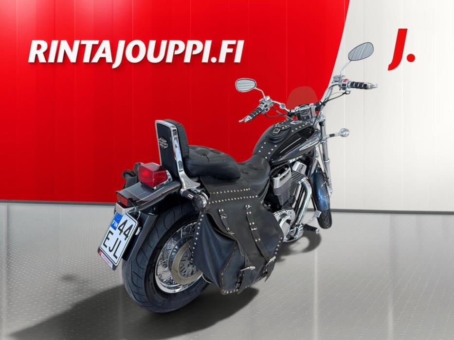 SUZUKI VS 2001