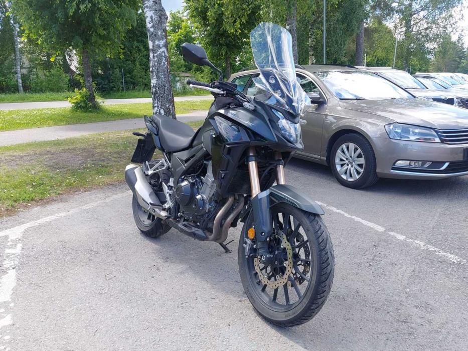 HONDA CB 2023
