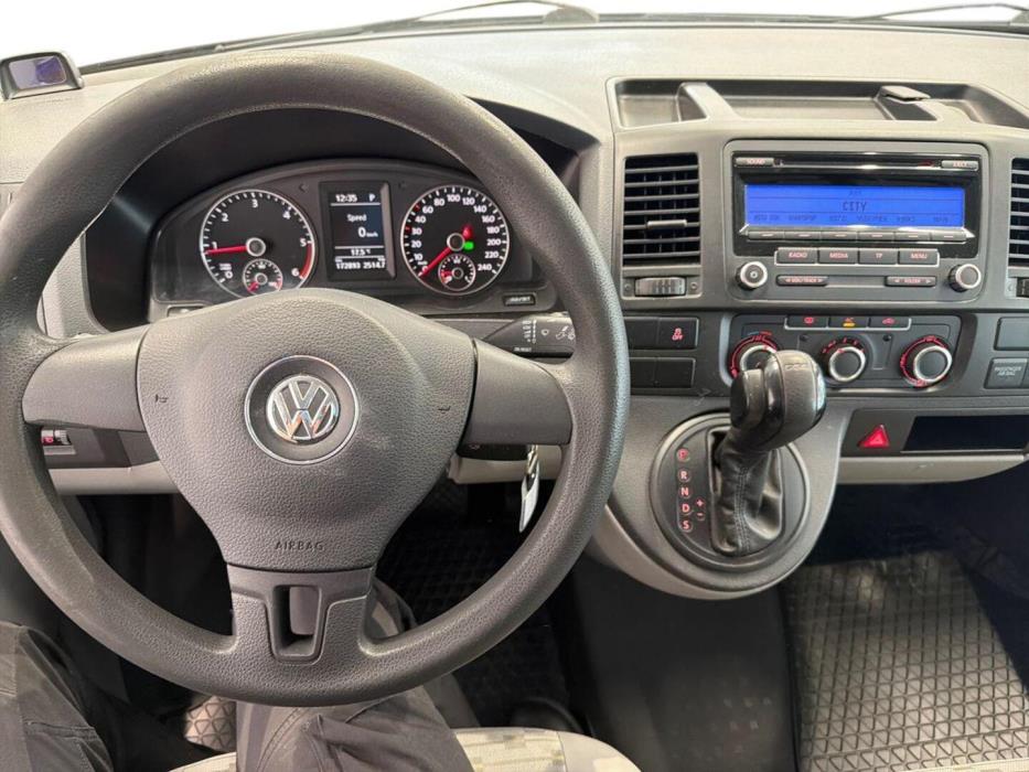 VOLKSWAGEN Transporter 2010
