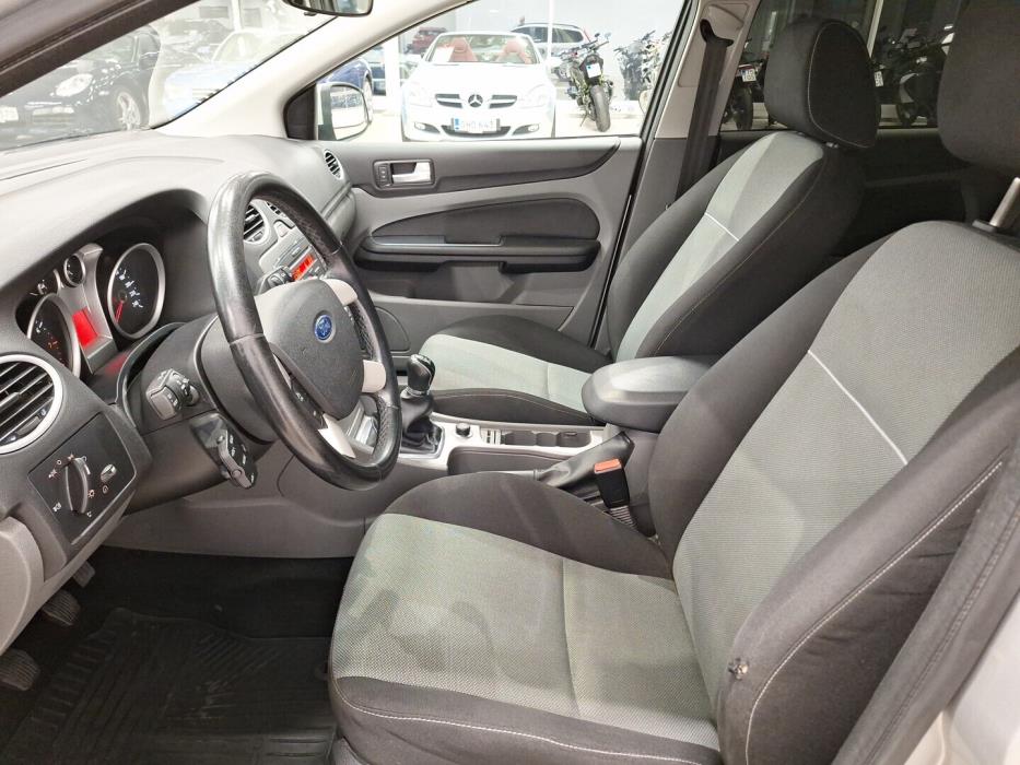 FORD Focus 2010