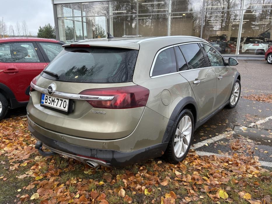 OPEL Insignia 2015