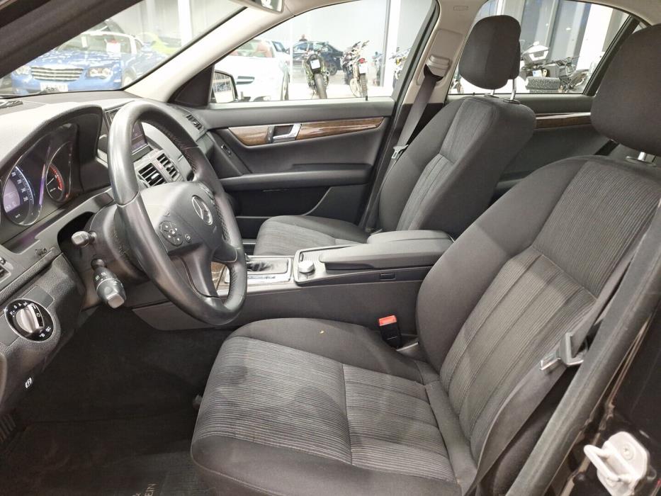 MERCEDES-BENZ C 2009