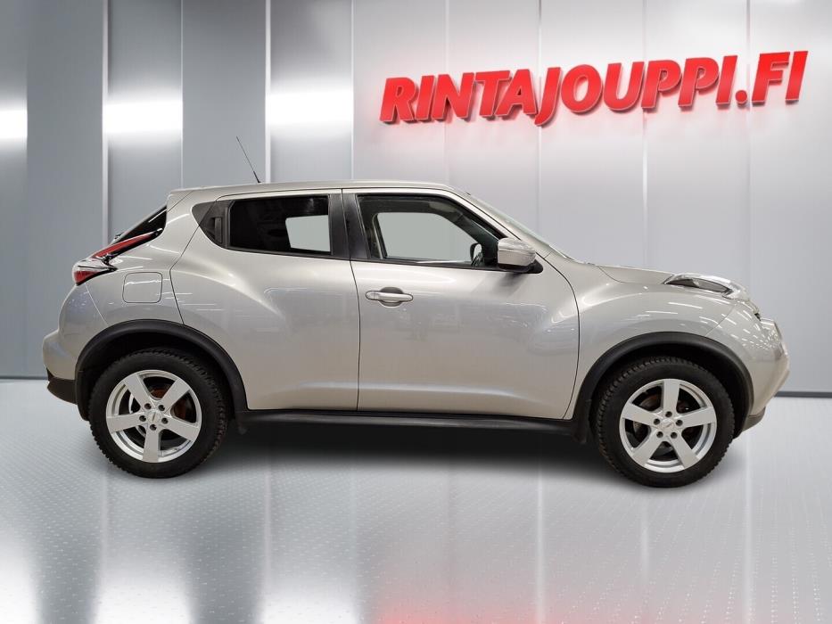 NISSAN Juke 2015