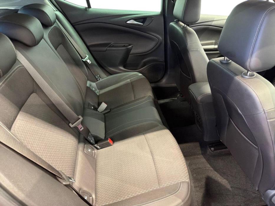 OPEL Astra 2015
