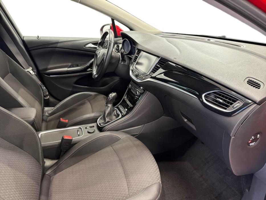 OPEL Astra 2015