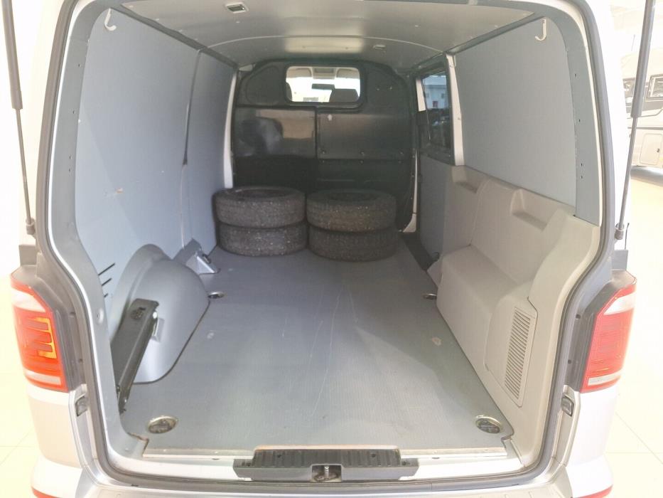 VOLKSWAGEN Transporter 2016
