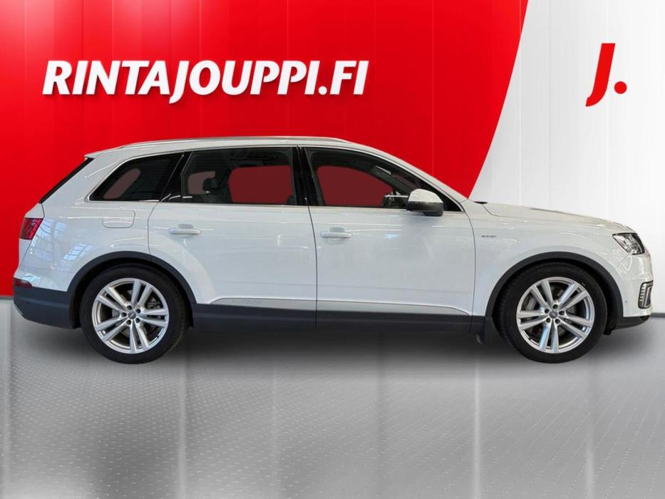 AUDI Q7 2017