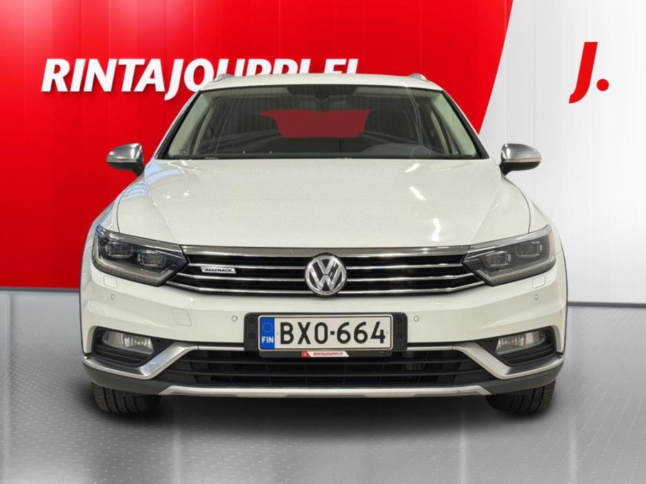 VOLKSWAGEN Passat 2016