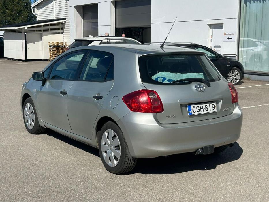 TOYOTA Auris 2007
