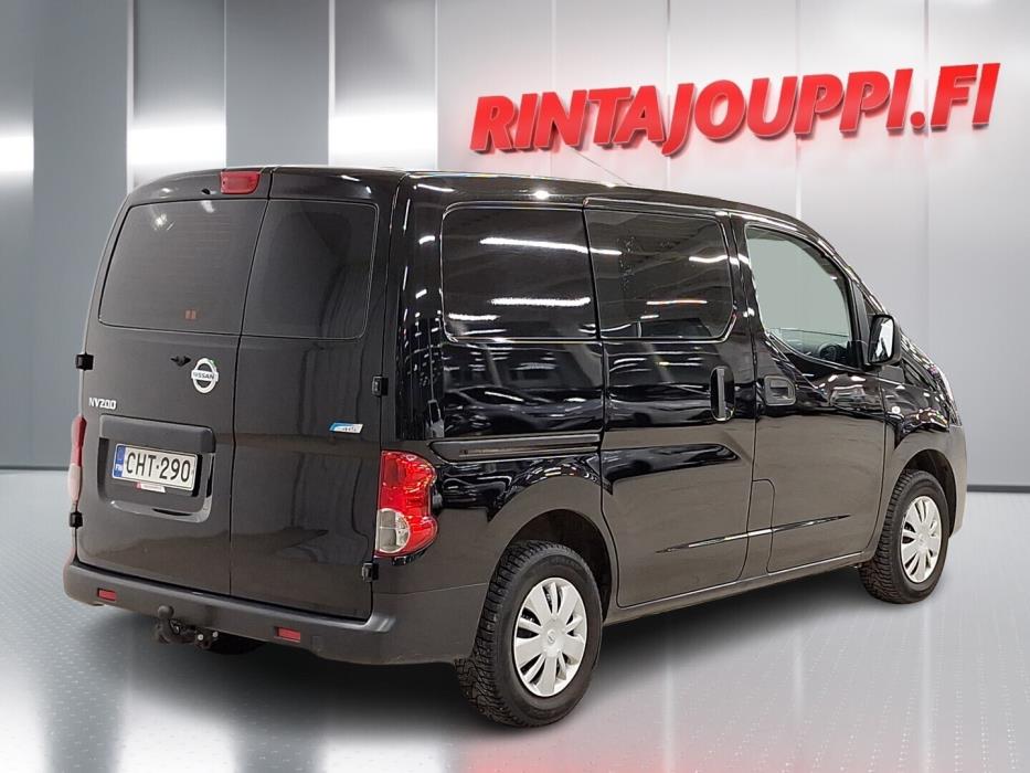 NISSAN NV200 2011
