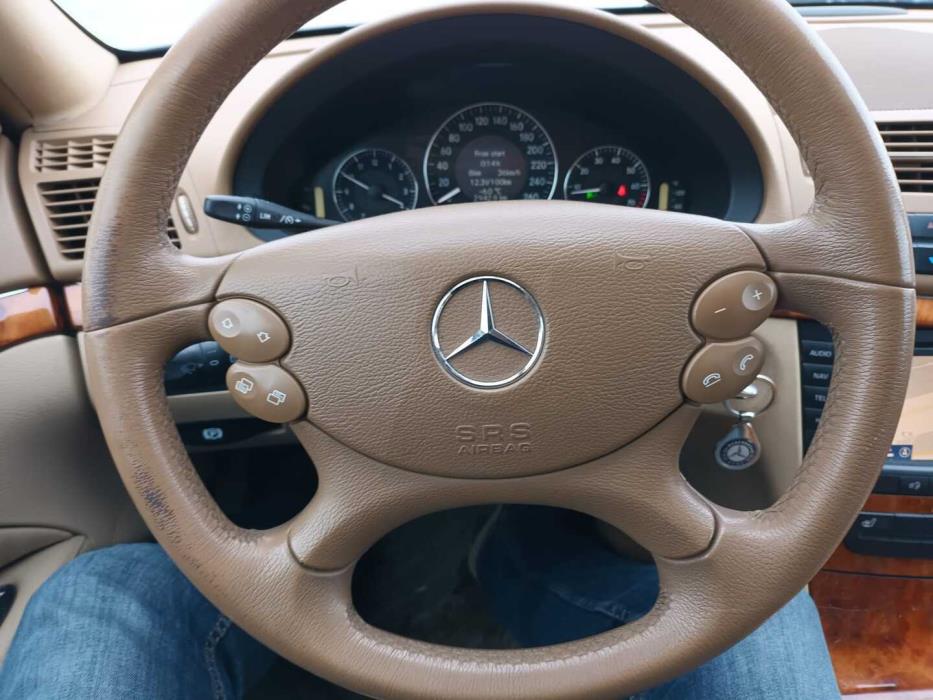 MERCEDES-BENZ E 2008