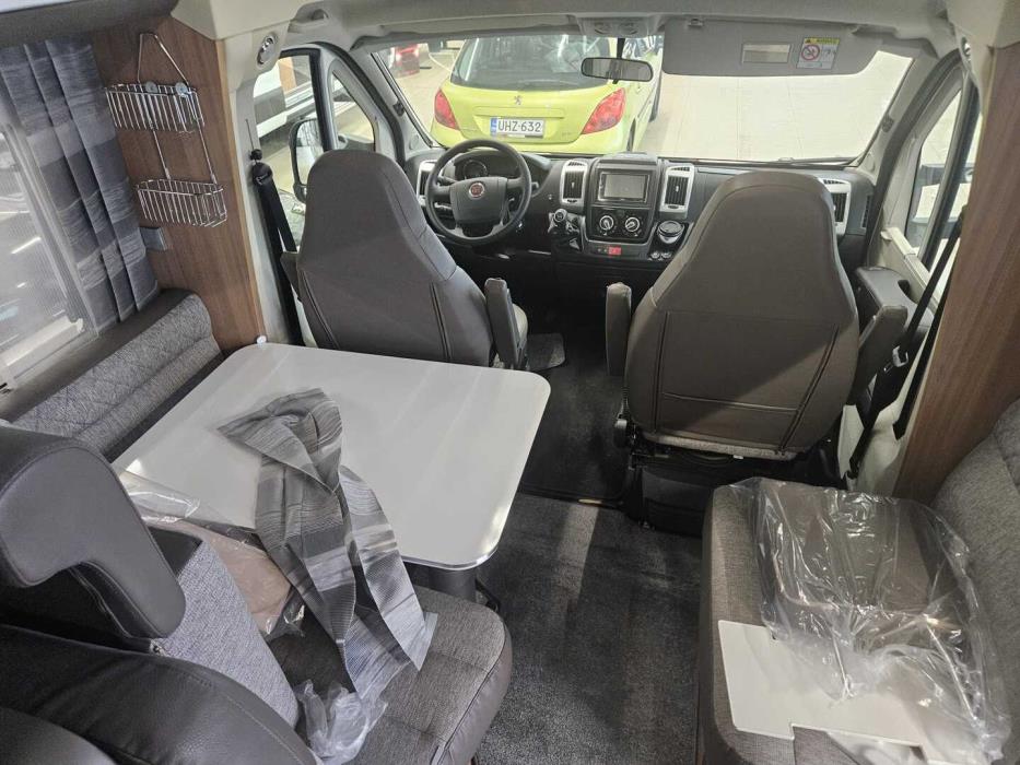 ADRIA Coral Plus 670 SC 2019