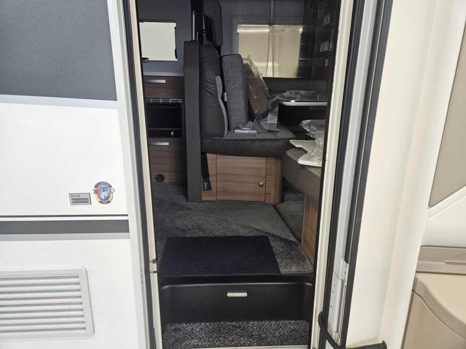 ADRIA Coral Plus 670 SC 2019