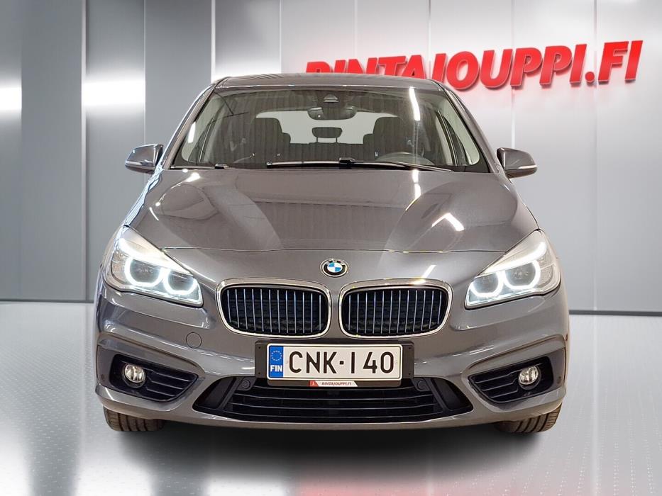 BMW 225 2017