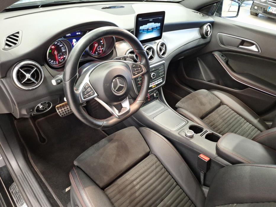 MERCEDES-BENZ CLA 2017