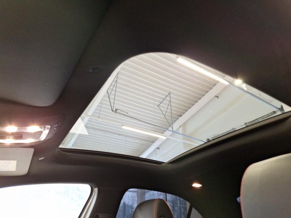 MERCEDES-BENZ A 2019