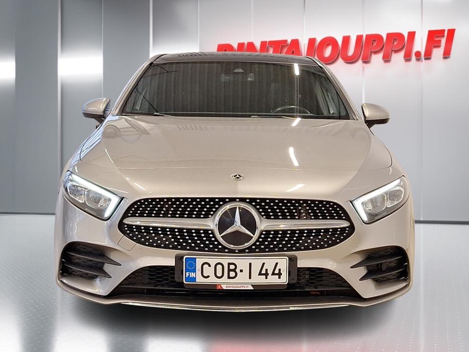 MERCEDES-BENZ A 2019