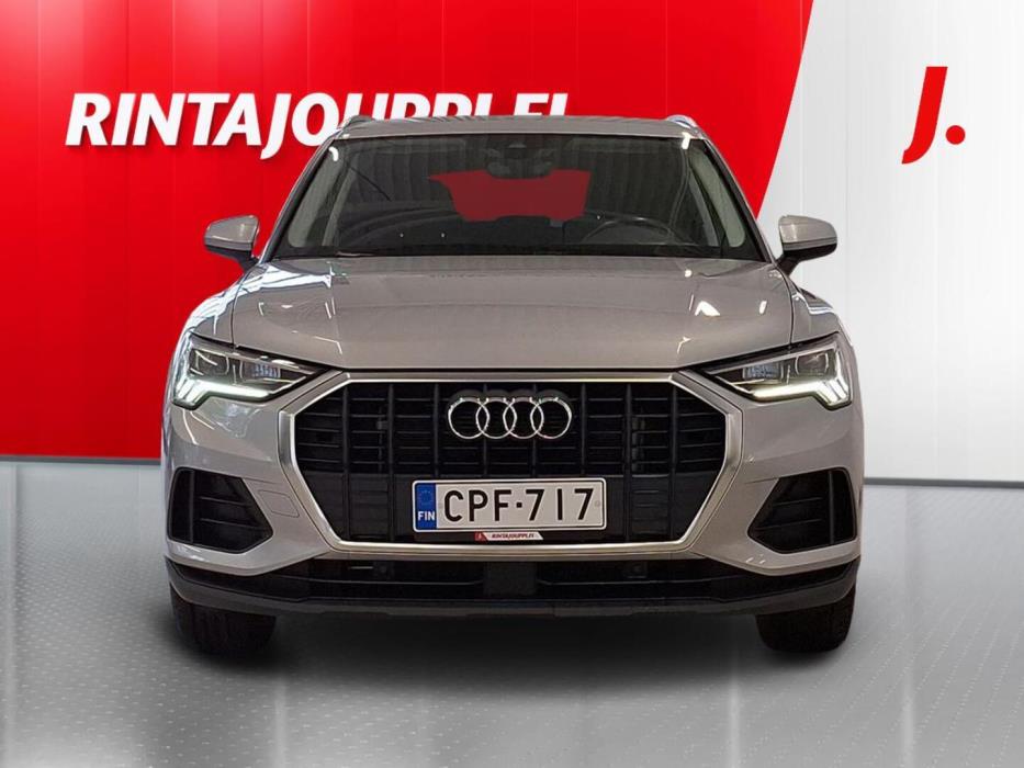 AUDI Q3 2021