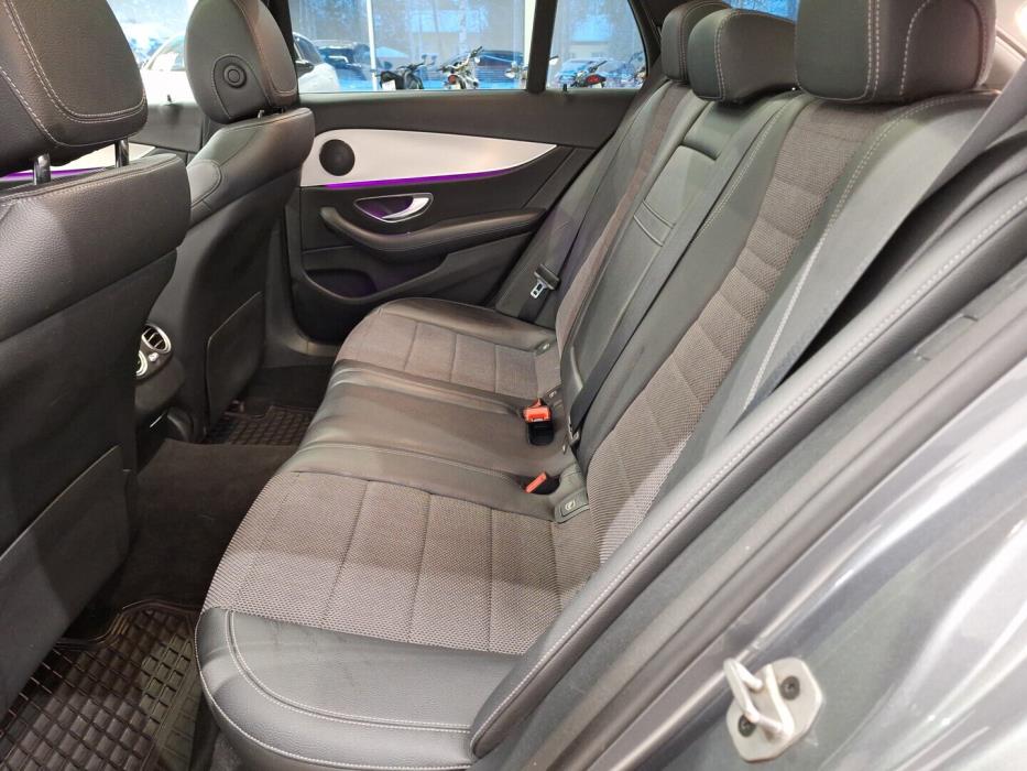 MERCEDES-BENZ E 2020