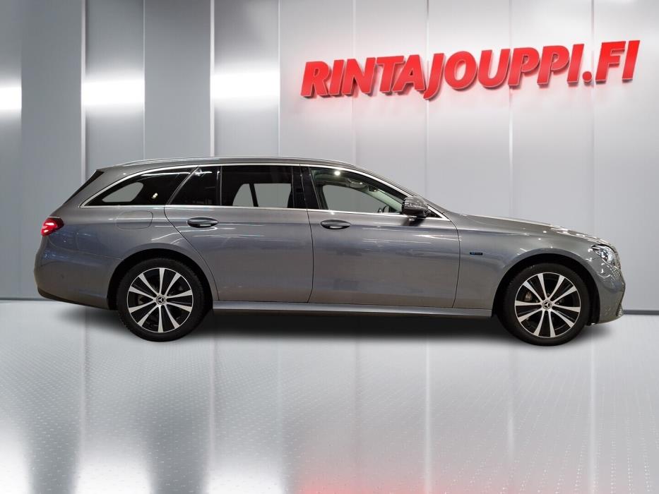 MERCEDES-BENZ E 2020