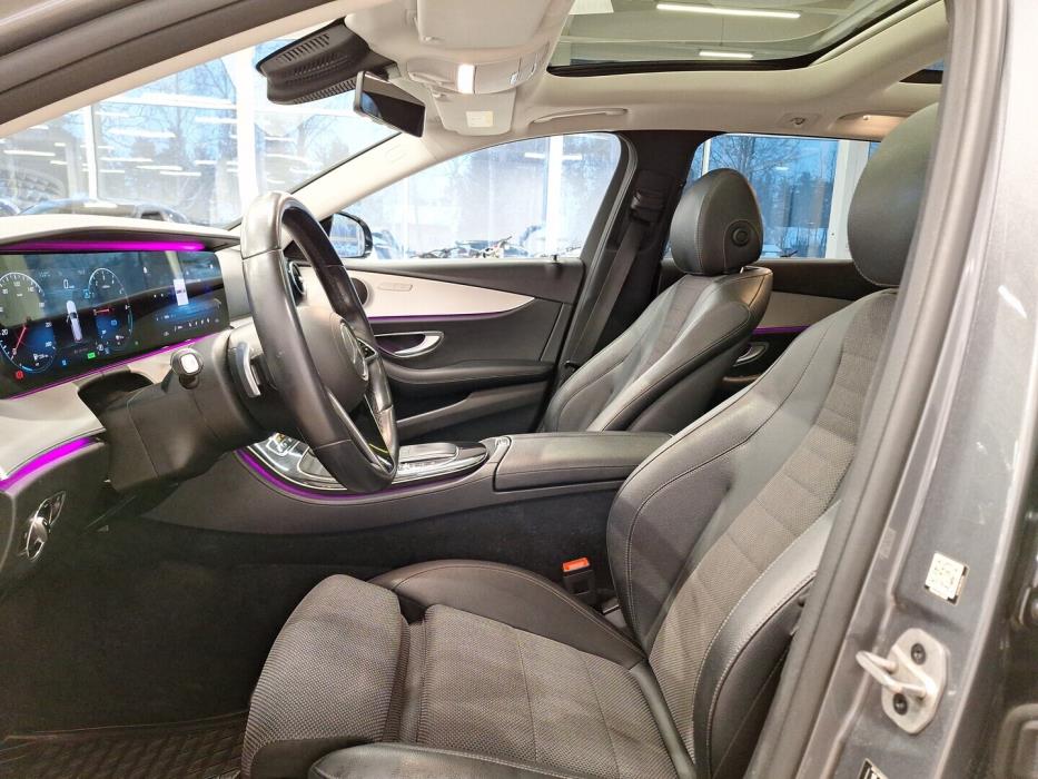 MERCEDES-BENZ E 2020