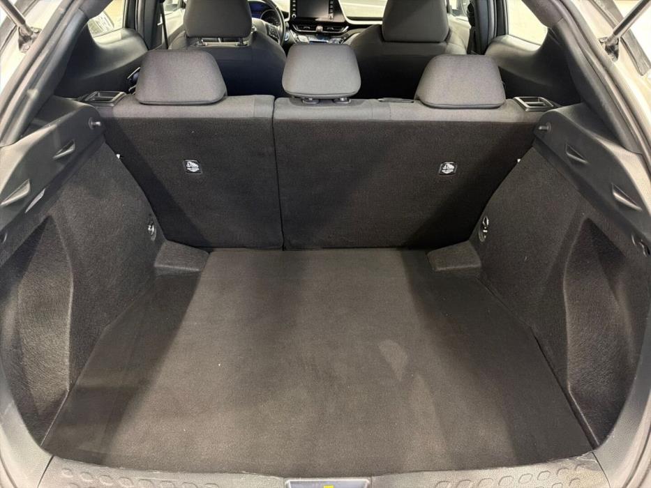 TOYOTA C-HR 2020