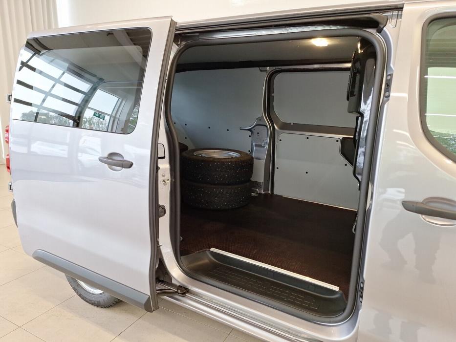 TOYOTA Proace 2023