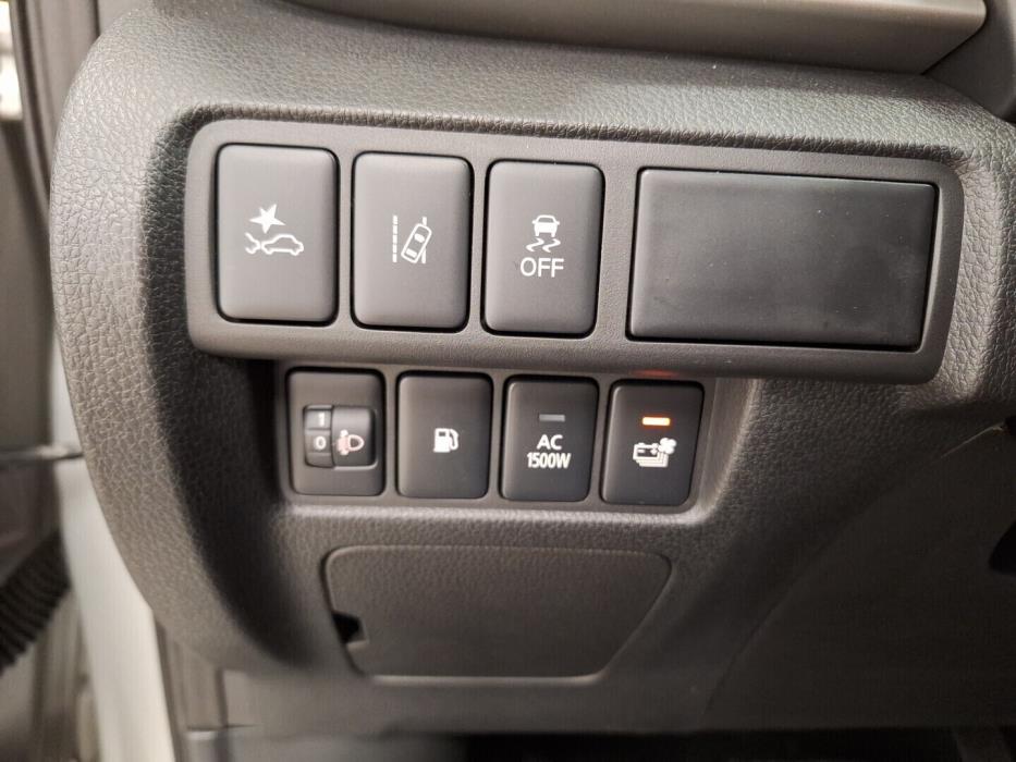 MITSUBISHI Eclipse Cross 2025