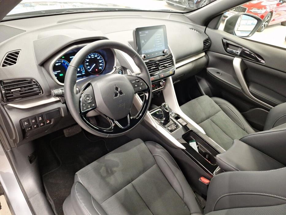 MITSUBISHI Eclipse Cross 2024