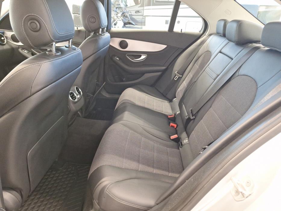 MERCEDES-BENZ C 2015