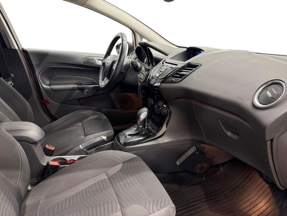FORD Fiesta 2015