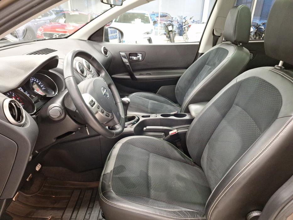 NISSAN Qashqai 2013