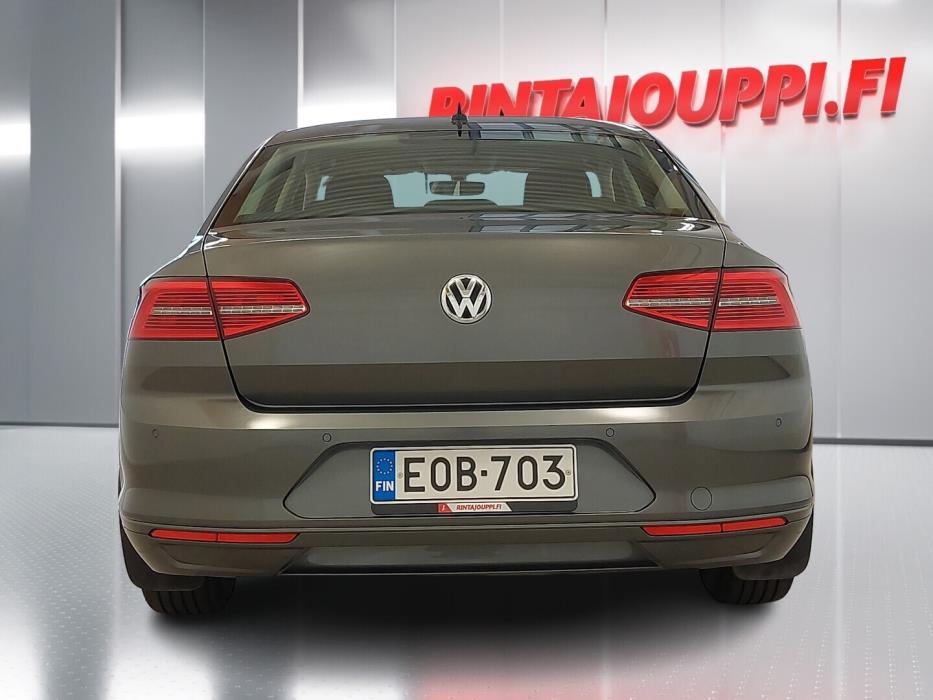 VOLKSWAGEN Passat 2017