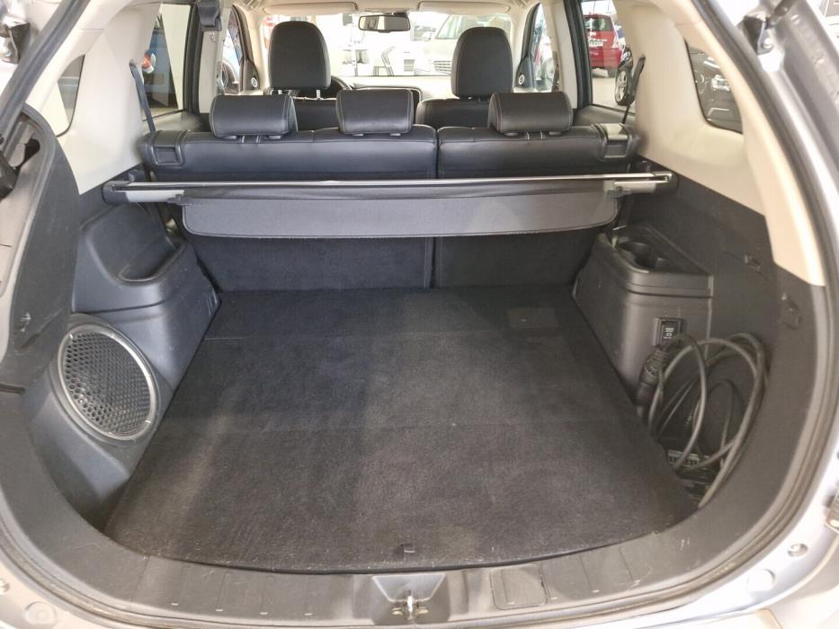 MITSUBISHI Outlander PHEV 2015