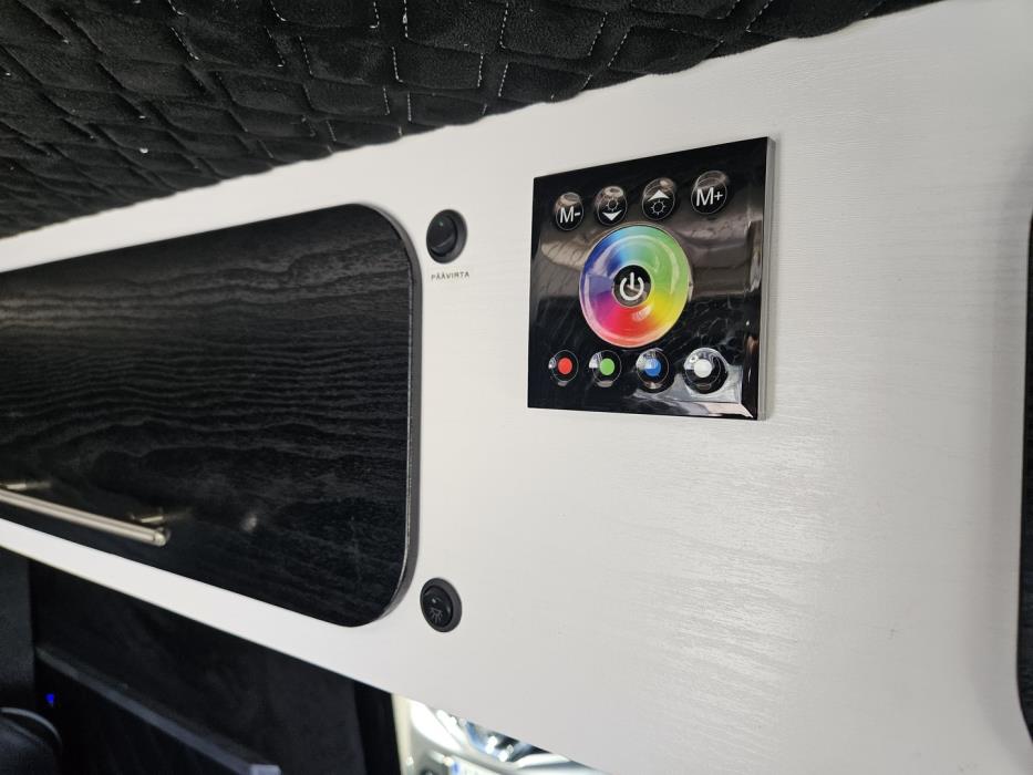MERCEDES-BENZ Sprinter 2019