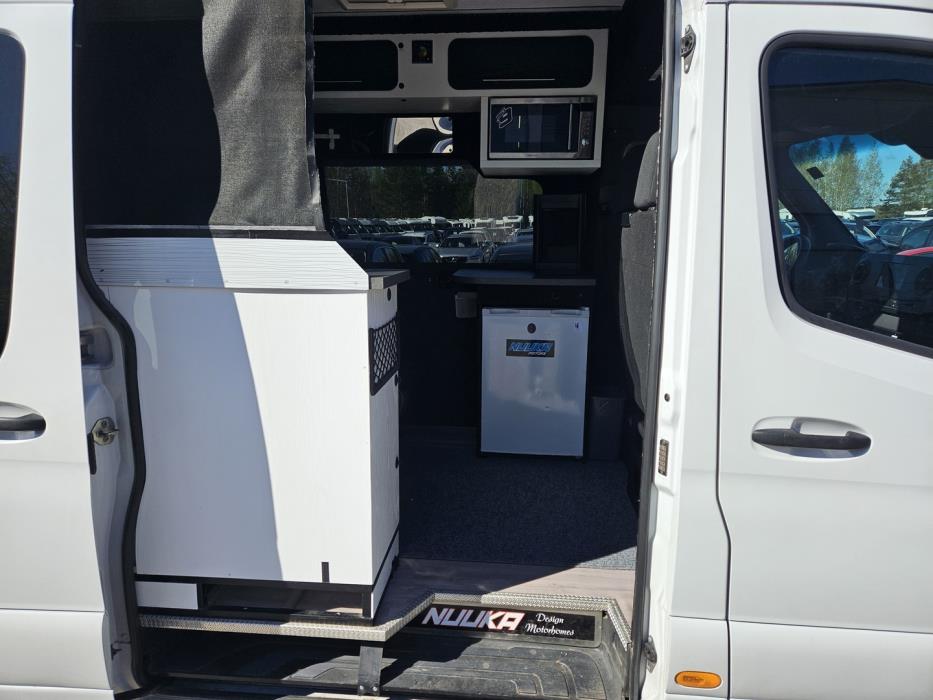 MERCEDES-BENZ Sprinter 2019
