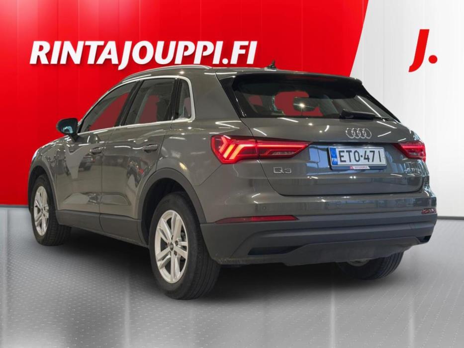 AUDI Q3 2021