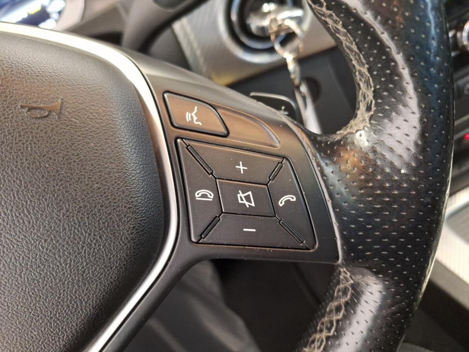 MERCEDES-BENZ GLK 2013