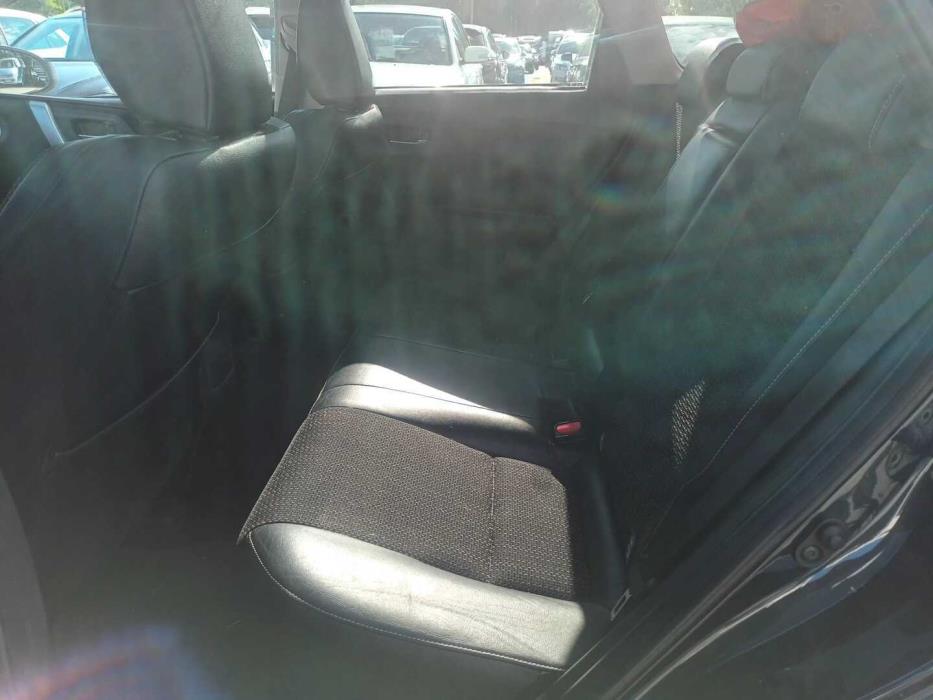 TOYOTA Auris 2014