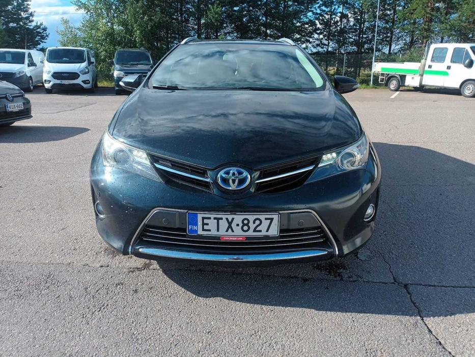 TOYOTA Auris 2014