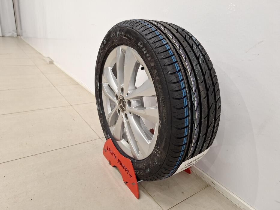 MERCEDES-BENZ C 2018