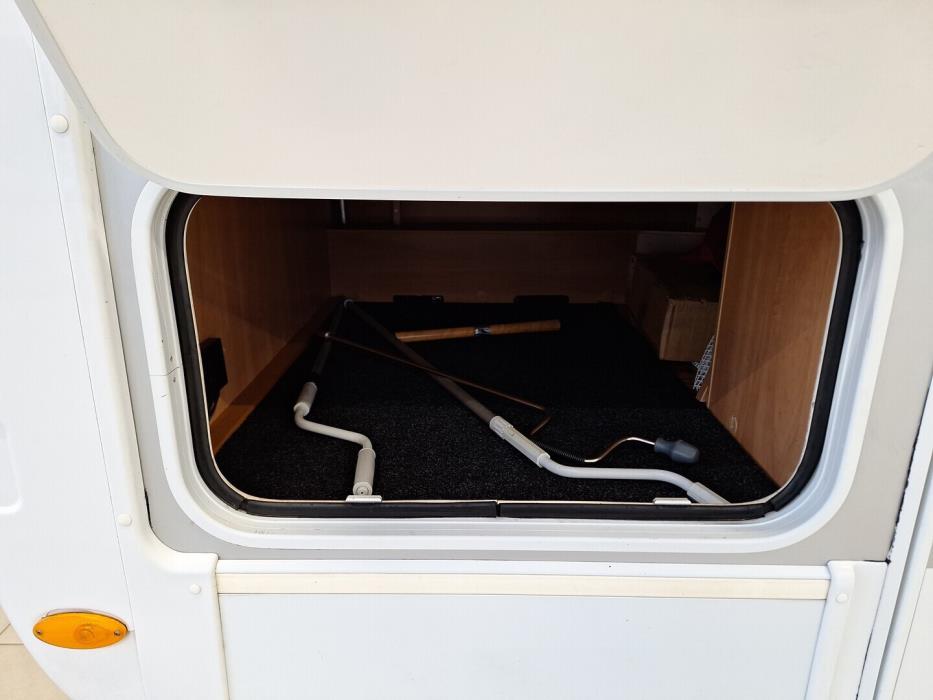 DETHLEFFS Eighty T 6901 2011